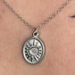 Sol Amulett | Celestiale Edelstahl Sonnenkette | Witchy Schmuck | Gothic magische Halskette Silber