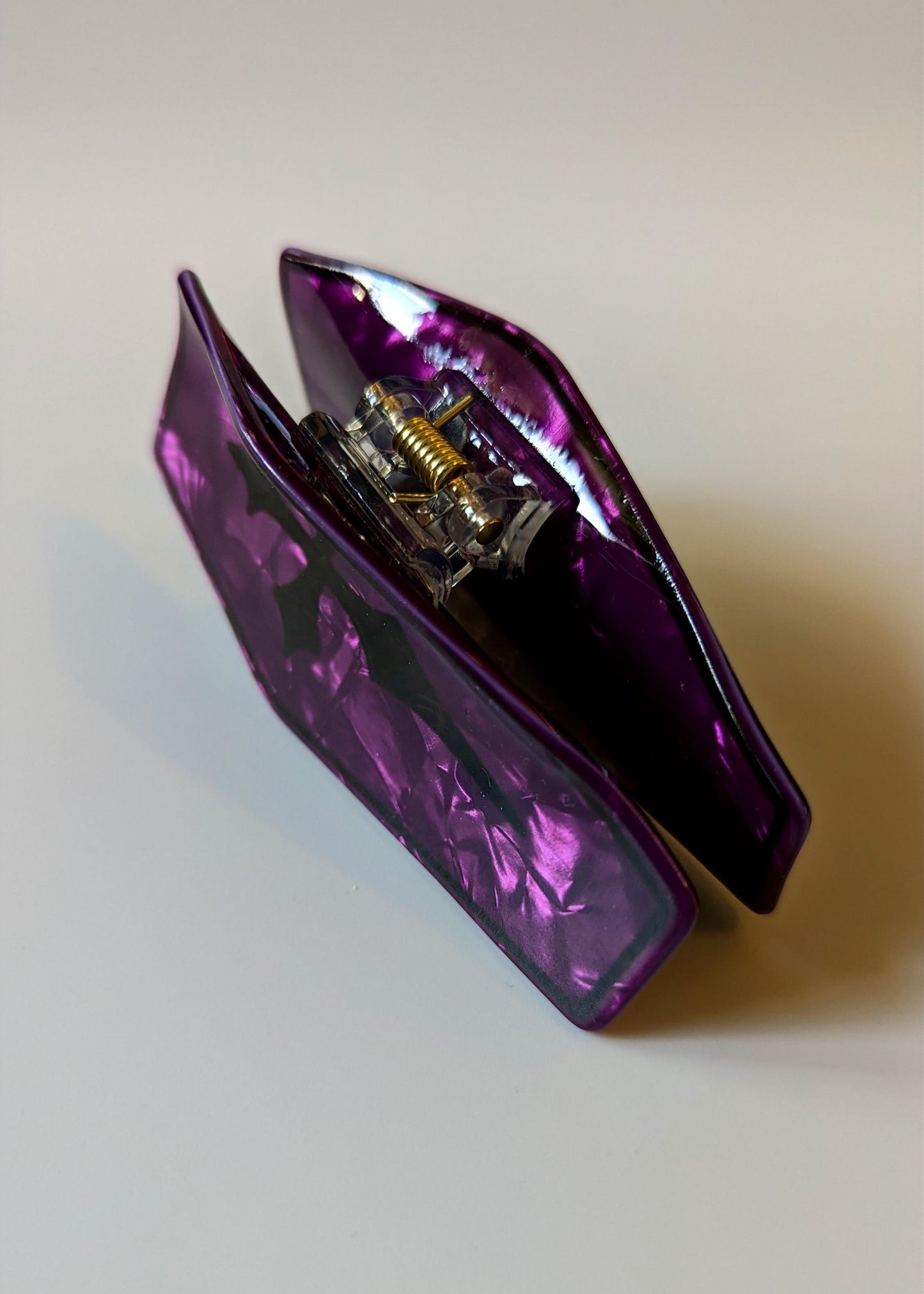 Gothic Sarg Haarklammer – Coffin Claw Clip mit Kreuz