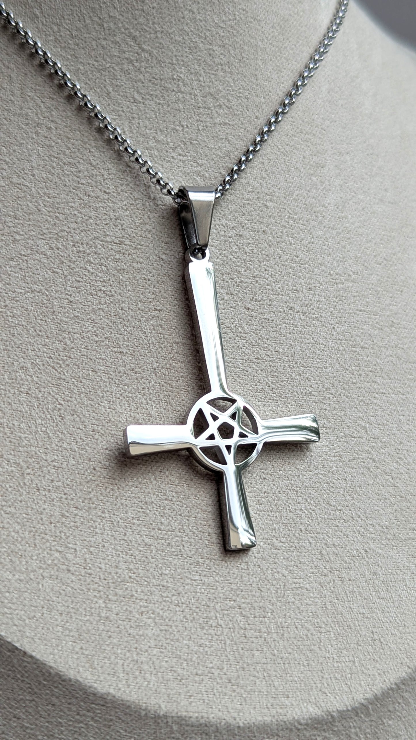 Pentagramm Kreuz Anhänger Halskette – Gothic Hexen Schmuck aus Edelstahl