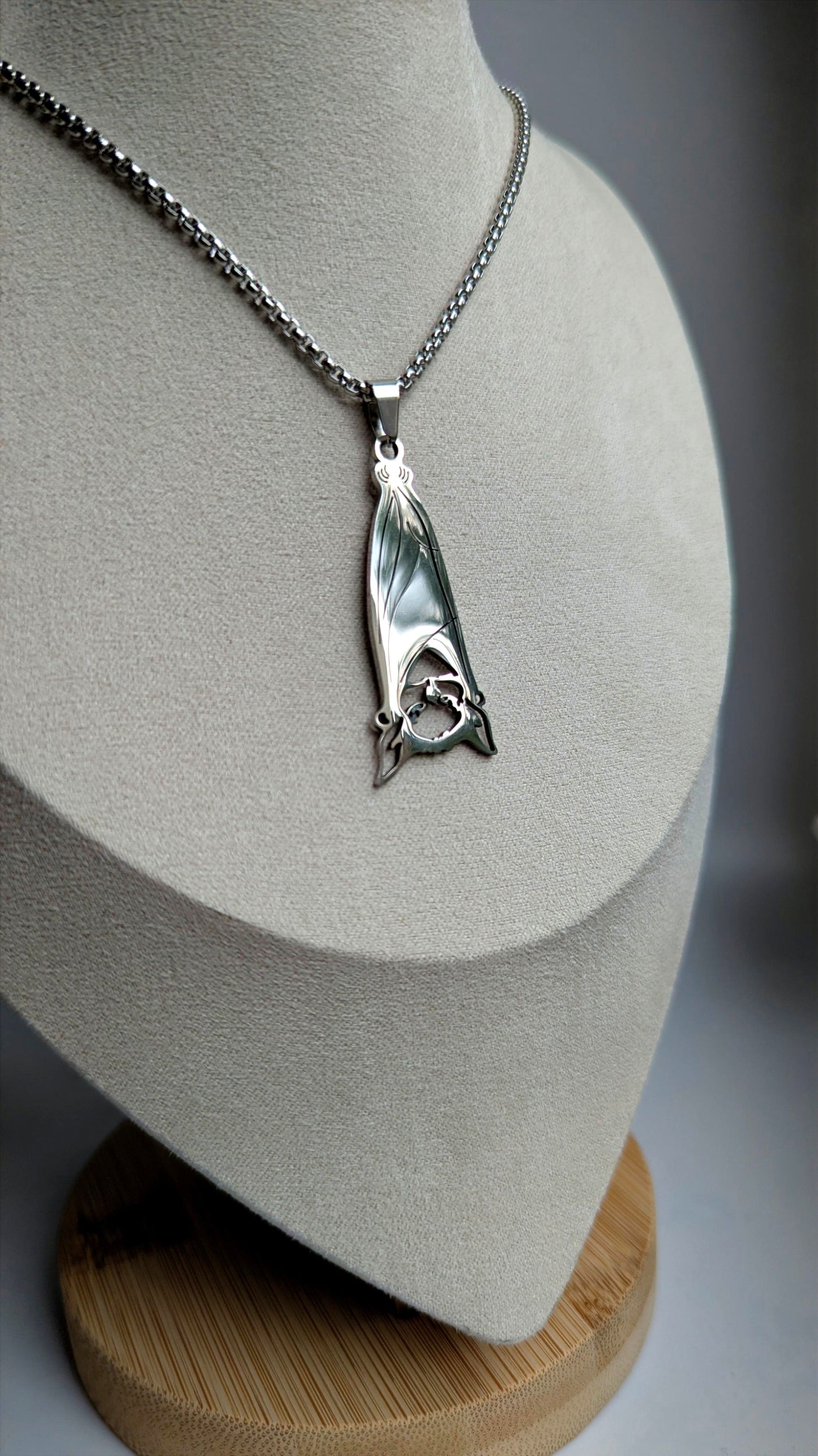 Hängende Fledermaus Halskette | Edelstahl | Gothic Schmuck | Witchy Kette | Vampir Schmuck